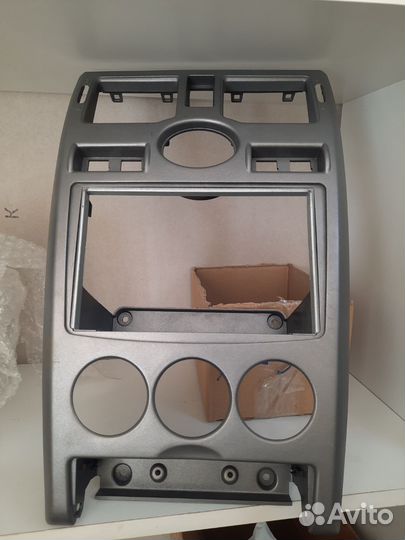 Приборная панель на Лада priora