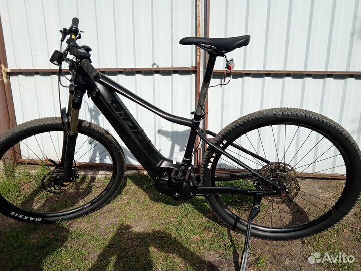 Электровелосипед бу Giant fantom