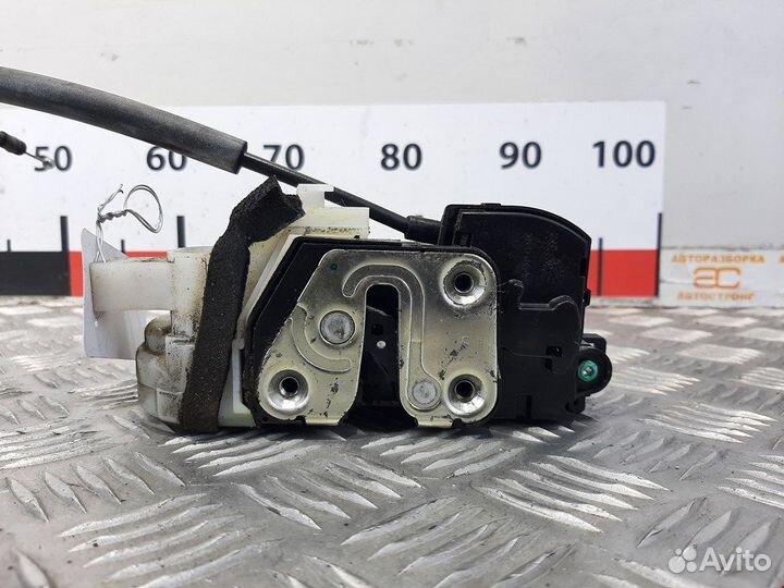 Замок двери передней правой Hyundai ix35