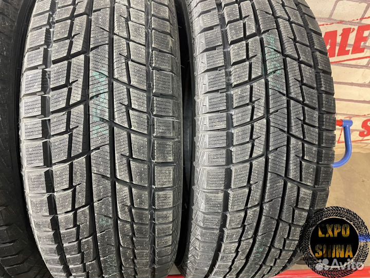 Cooper Weather-Master Ice 600 245/70 R16 107T