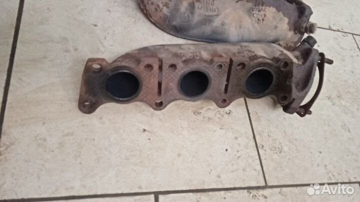 Коллектор выпускной audi a6 c5 2.4 2.8 passat b5