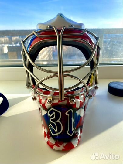 Вратарский шлем профессиональный хокейный