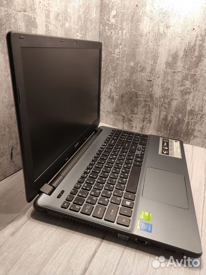 Игровой ноутбук с SSD 500GB/GeForce 2GB/i5/8GB Озу