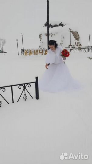 Свадебное платье
