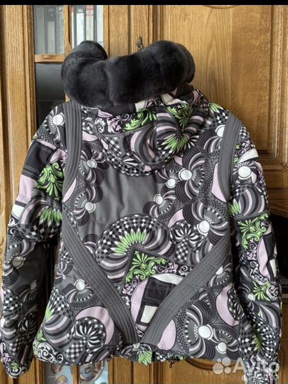 Куртка Женская