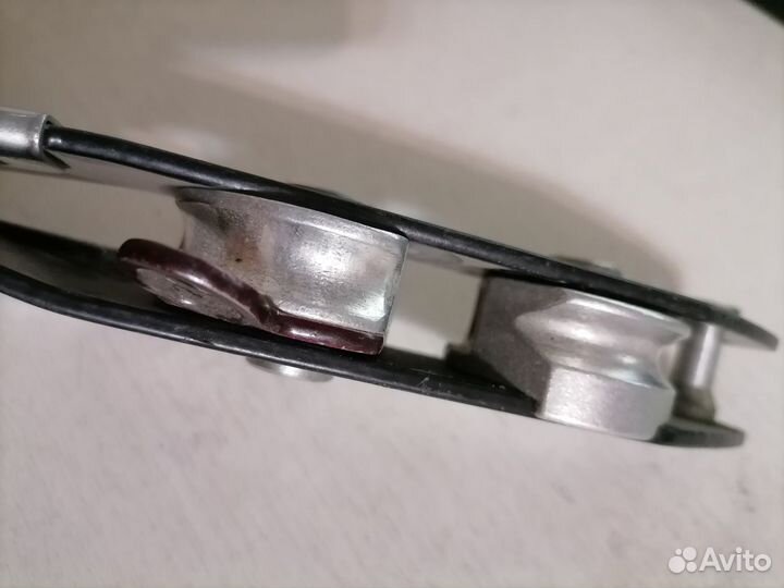 Спусковое устройство