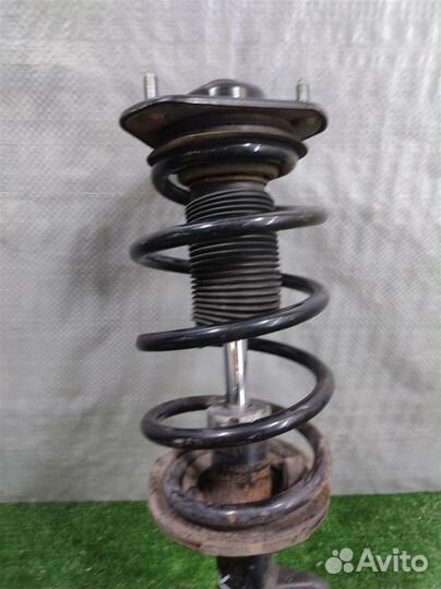 Стойка амортизатора передняя правая Ssangyong Act