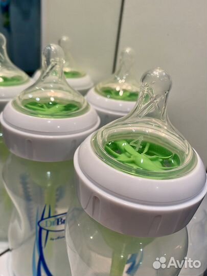 Бутылочки для кормления Dr browns