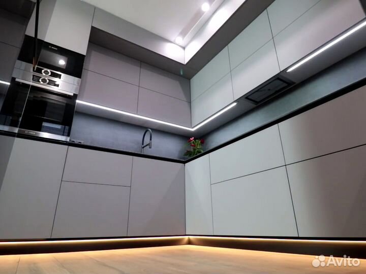 Кухни на заказ - премиум, бесплатный замер