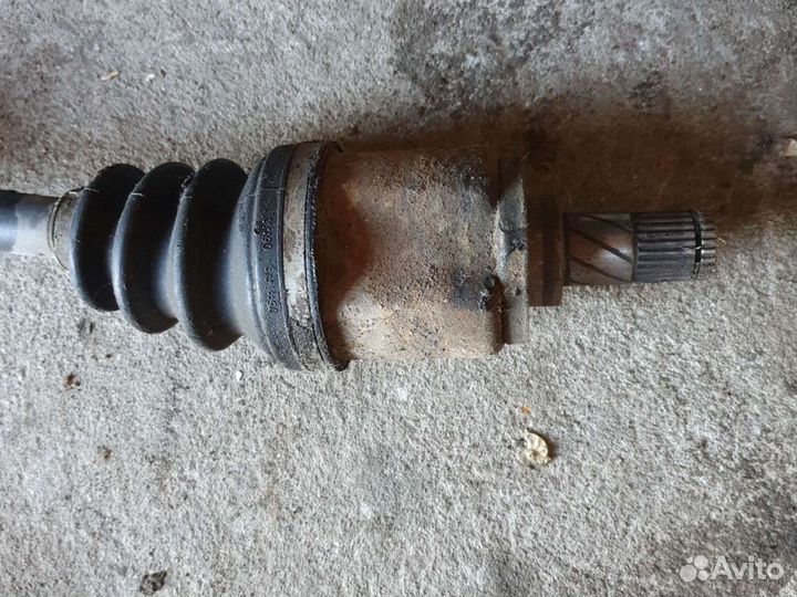 Привод правый Nissan Almera Classic b10