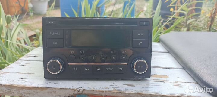 Штатная магнитола на nissan qashqai кузов j10