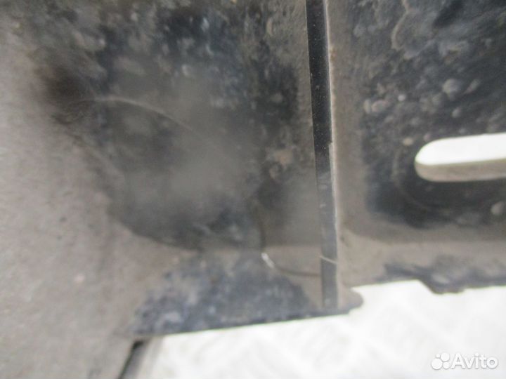 Корпус воздушного фильтра Dodge Caravan 3