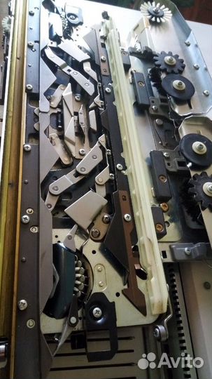 Вязальная машина Silver Reed SK155(3 класс)