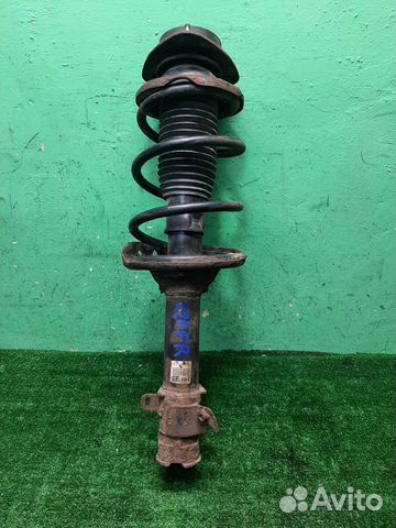 Стойка амортизатора передняя правая Subaru Legacy