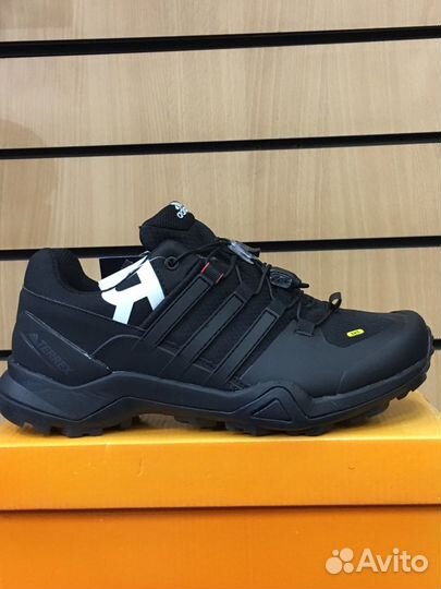 Кроссовки Adidas terrex в коробке новые