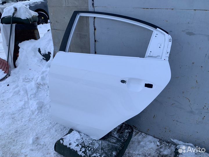 Дверь задняя левая Kia Rio 4 Оригинал 2017-2021
