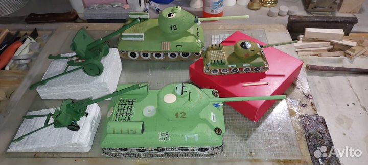 Поделки (макеты) на 23 февраля, 9 мая