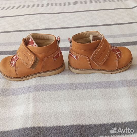 Ботинки осенние детские 24