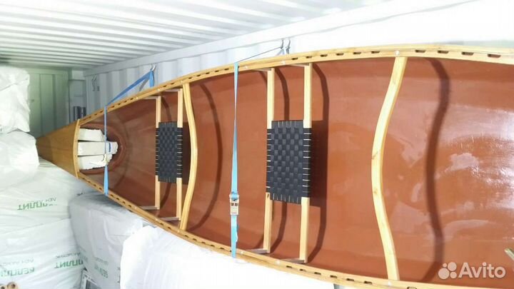 Лодка каноэ