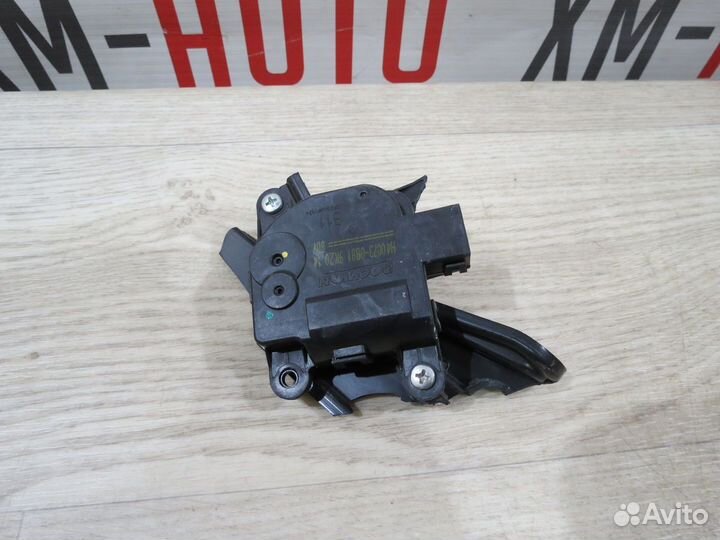 Моторчик привода заслонки Hyundai Solaris 2