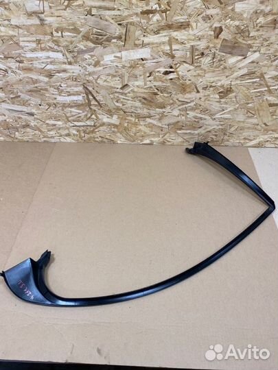 Накладка двери задней задняя левая Mercedes-Benz