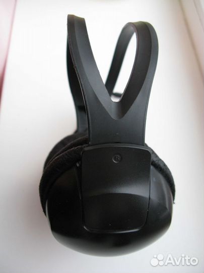 Буржуйские проводные наушники