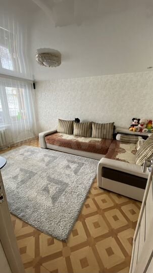 2-к. квартира, 57 м², 1/2 эт.