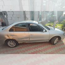 Nissan Almera Classic 1.6 MT, 2006, битый, 350 000 км, с пробегом, цена 300 000 руб.