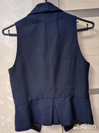 Жилетка женская 42-44 размер