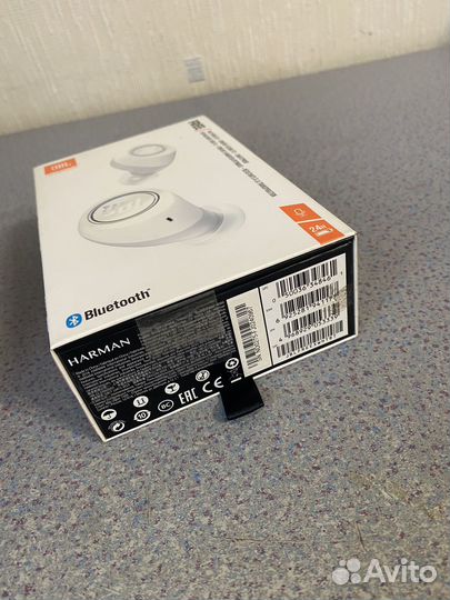 Новые наушники JBL Free