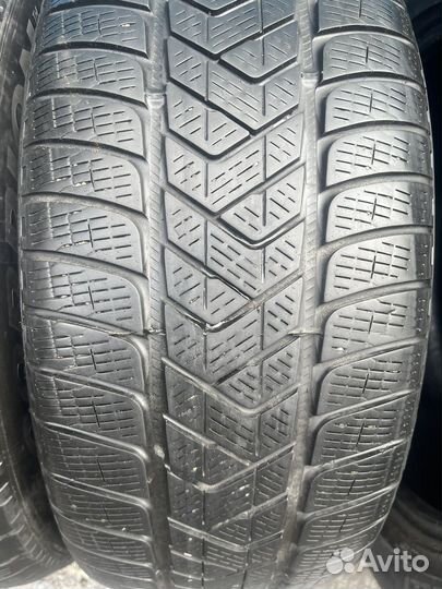 Pirelli Scorpion Winter 235/55 R18 104H