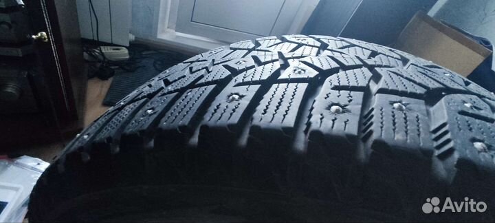 Bridgestone Blizzak Spike-02 SUV 235/60 R18 107T