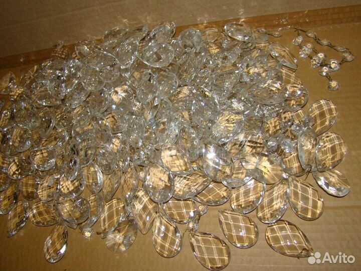 Хрустальные подвески для люстры. 200 штук. Б/У