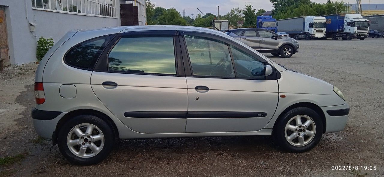 Renault Scenic: фото владельца