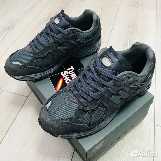 Кроссовки мужские new balance 2002r