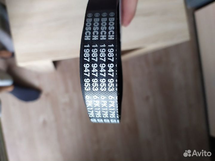 Ремень поликлиновой bosch 6PK1795 1987947953