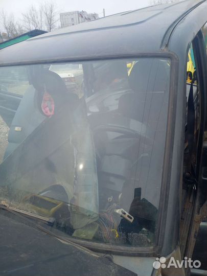 Лобовое стекло УАЗ Патриот 2005г