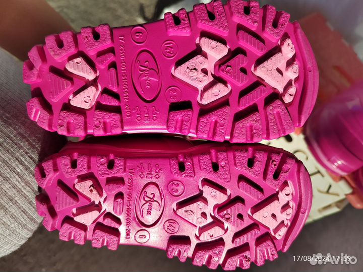 Резиновые сапоги для девочки