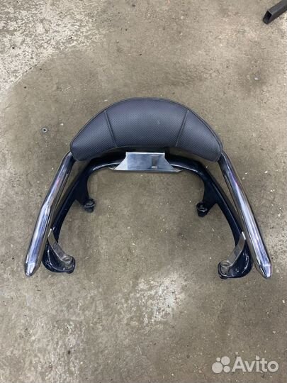 Спинка на Yamaha T-MAX 500