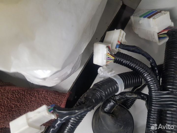 Электропроводка салона (Infiniti Q50)