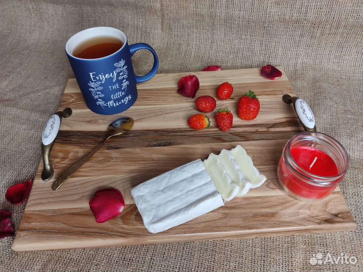 Поднос из дерева