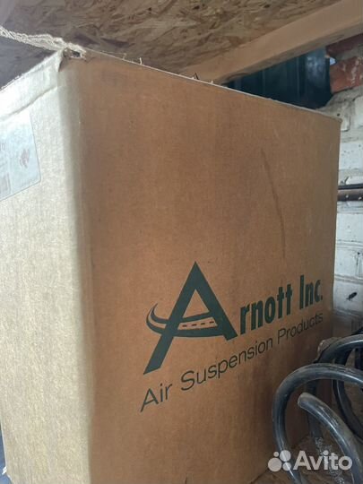 Пневмобаллон задн. Mercedes-Benz E-Class W211