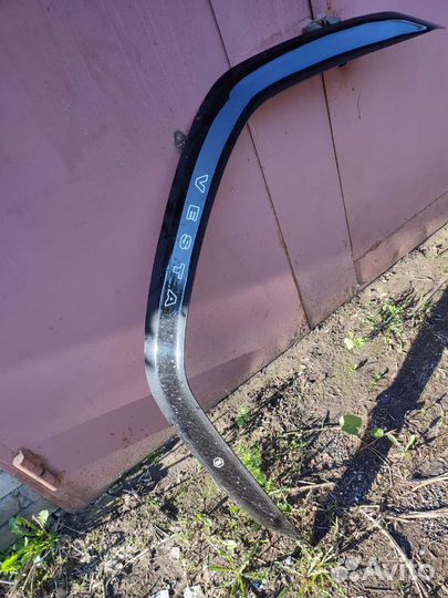 Дефлектор капота LADA vesta