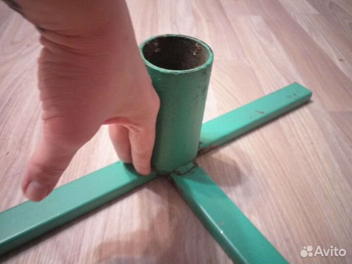 Крестовина под елку