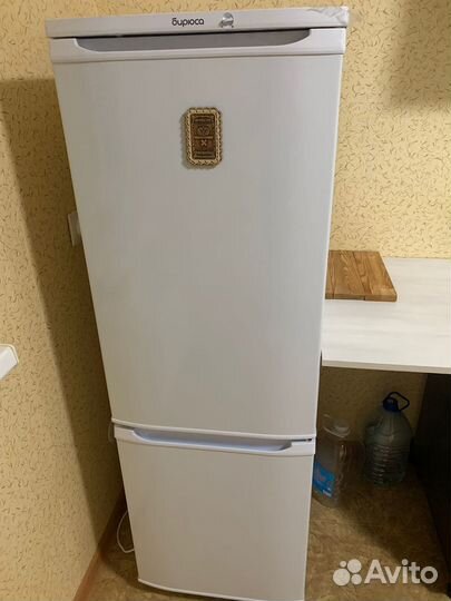 Холодильник Бирюса