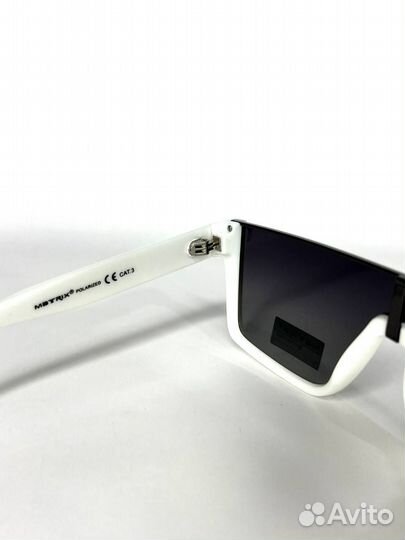 Очки солнцезащитные Matrix