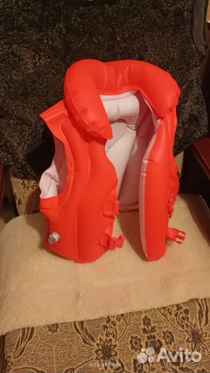 Жилет плавательный детский