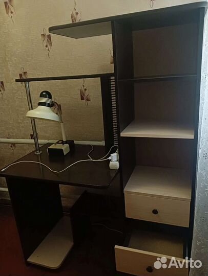 Компьютерный стол