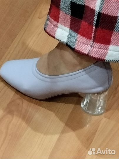 Туфли женские 37 размер натуральная кожа новые