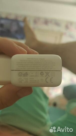 Зарядка на iPhone 10w